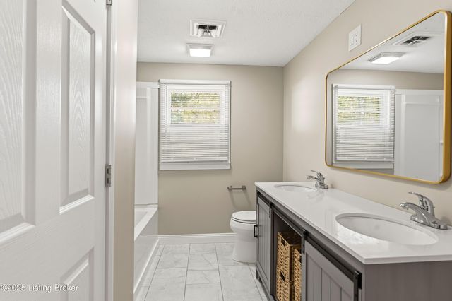 950 Lutheran Church Rd, Bardstown, KY 40004