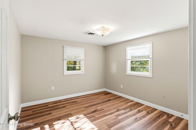 950 Lutheran Church Rd, Bardstown, KY 40004