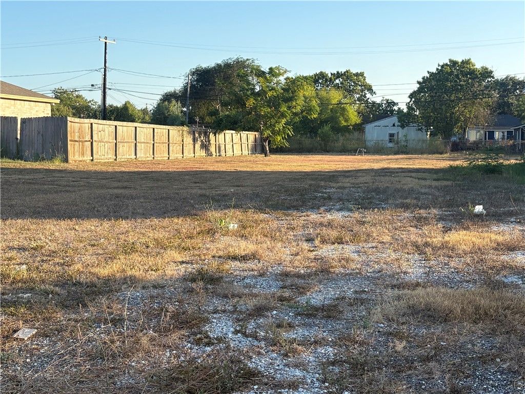 2717 Johanna St, Corpus Christi, TX 78415 — exterior