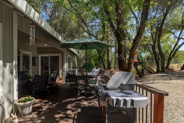 19205 Bald Eagle Loop, Penn Valley, CA 95946