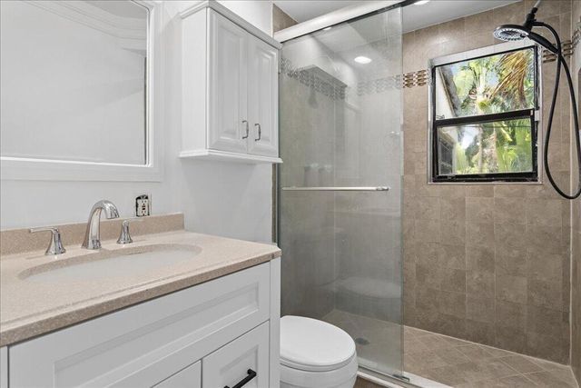 738 NE 16TH Avenue, Fort Lauderdale, FL 33304