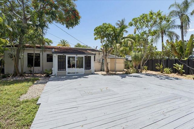 738 NE 16TH Avenue, Fort Lauderdale, FL 33304