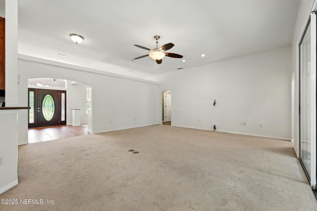 130 FALCON Drive, Green Cove Springs, FL 32043