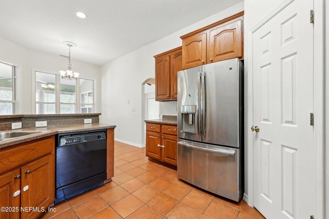 130 FALCON Drive, Green Cove Springs, FL 32043