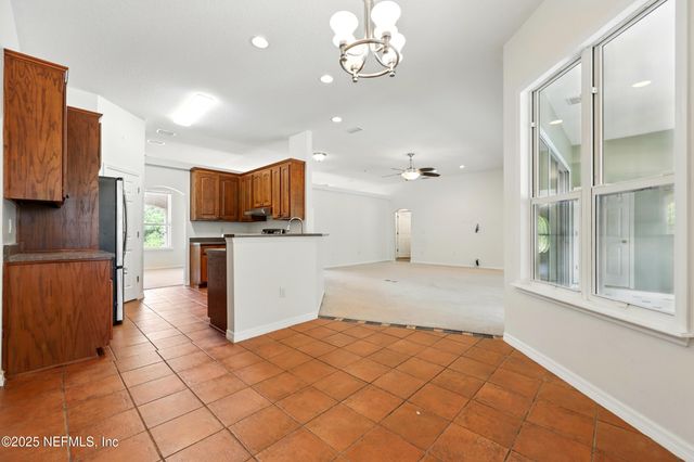 130 FALCON Drive, Green Cove Springs, FL 32043