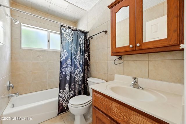 130 FALCON Drive, Green Cove Springs, FL 32043