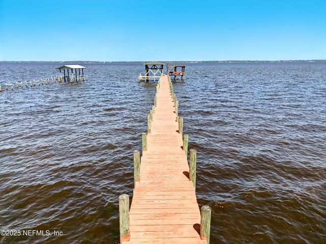 130 FALCON Drive, Green Cove Springs, FL 32043