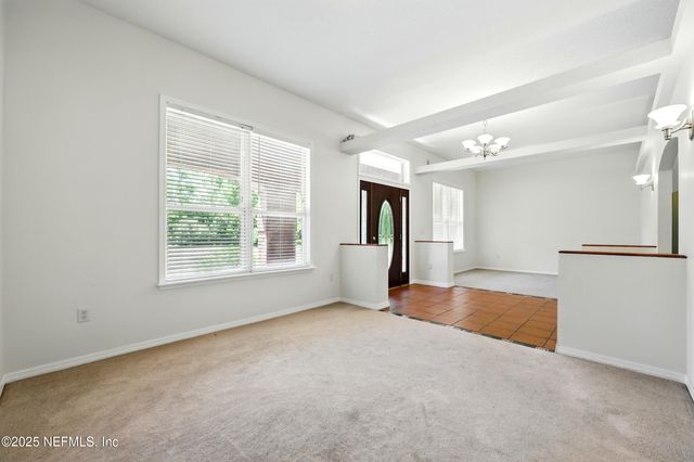 130 FALCON Drive, Green Cove Springs, FL 32043