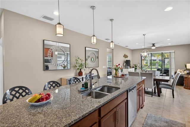 10894 Glenhurst ST, Fort Myers, FL 33913