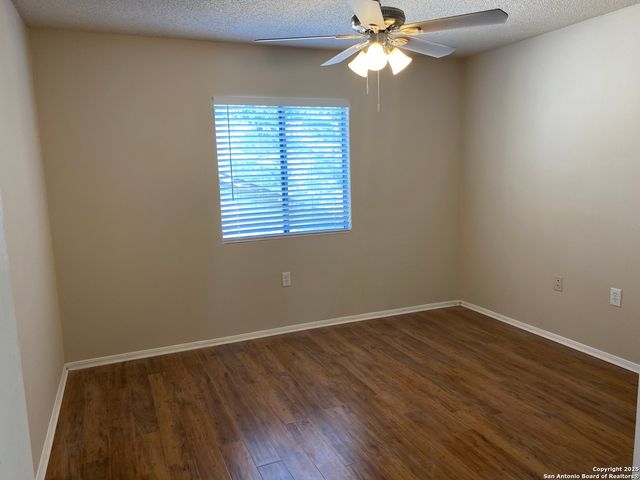 4111 CAMPHOR WAY, San Antonio, TX 78247