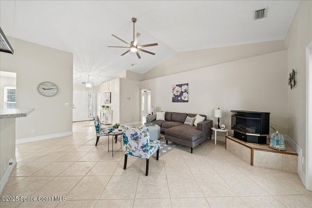 581 Drexel Avenue NE, Palm Bay, FL 32907
