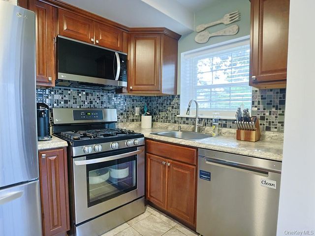 10 Lexington Hill, Harriman, NY 10926