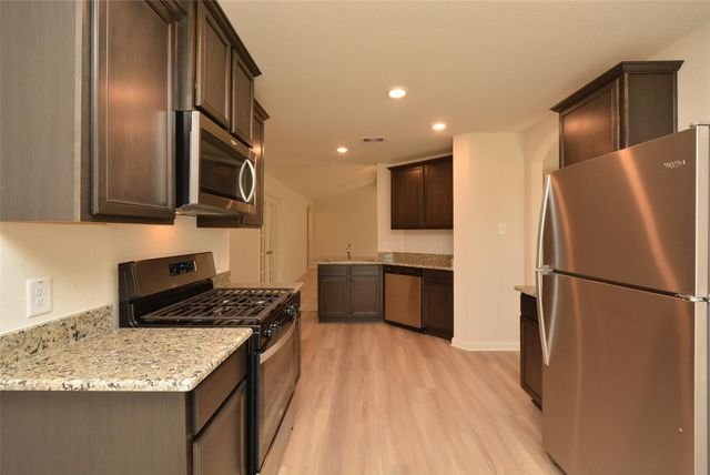 22426 Kennons Way, Hockley, TX 77447
