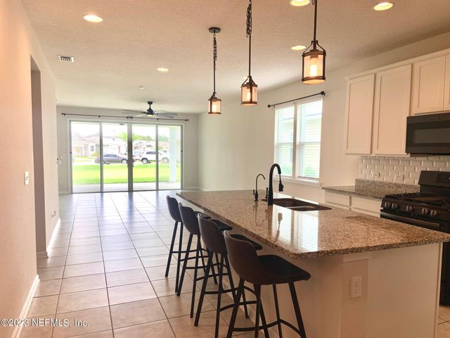 816 REDTAIL Lane, Middleburg, FL 32068