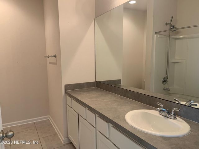 816 REDTAIL Lane, Middleburg, FL 32068