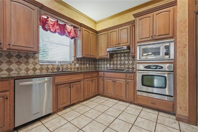 4328 Harrogate Drive, Norman, OK 73072