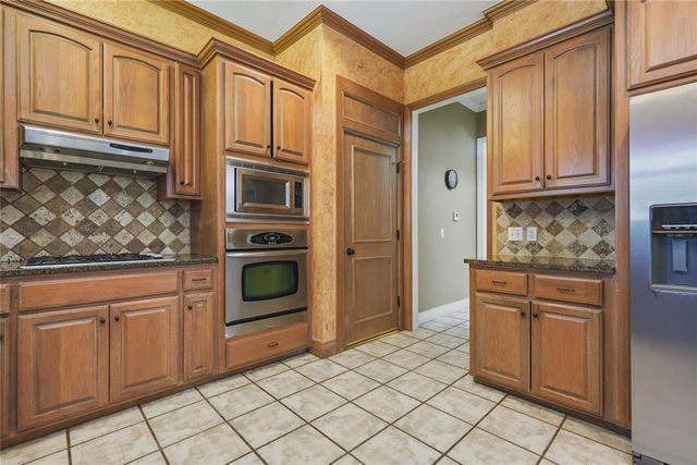 4328 Harrogate Drive, Norman, OK 73072