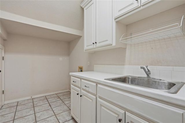 4328 Harrogate Drive, Norman, OK 73072