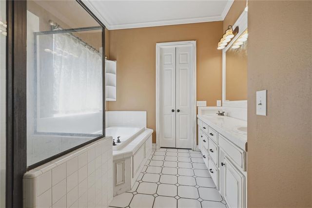 4328 Harrogate Drive, Norman, OK 73072