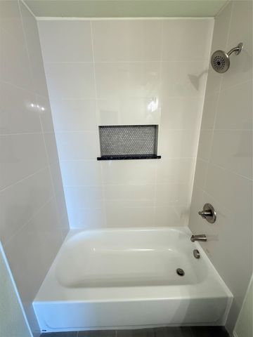 2864 Burchill Road, Fort Worth, TX 76105