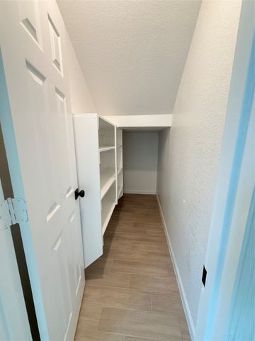 2864 Burchill Road, Fort Worth, TX 76105