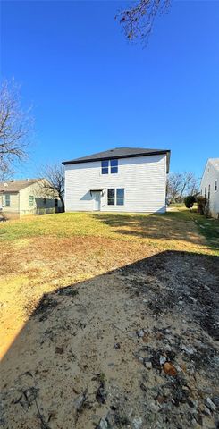 2864 Burchill Road, Fort Worth, TX 76105