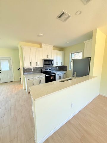 2864 Burchill Road, Fort Worth, TX 76105