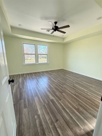 2864 Burchill Road, Fort Worth, TX 76105