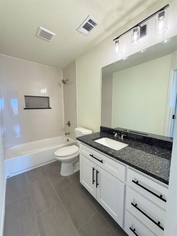 2864 Burchill Road, Fort Worth, TX 76105