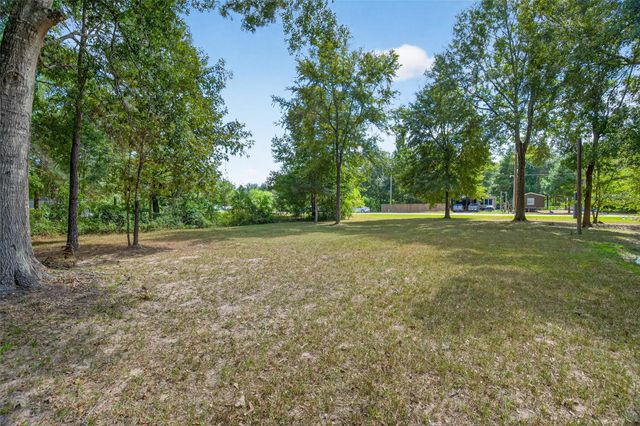 1657 County Road 3404, Cleveland, TX 77327