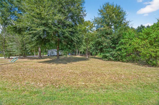 1657 County Road 3404, Cleveland, TX 77327