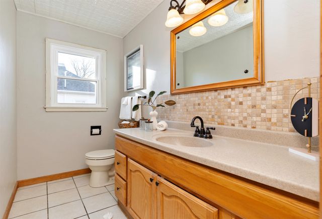 841 13th Street, West Des Moines, IA 50265