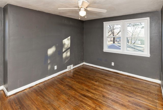 841 13th Street, West Des Moines, IA 50265