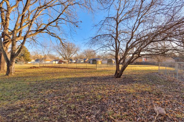 841 13th Street, West Des Moines, IA 50265