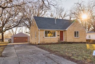 841 13th Street, West Des Moines, IA 50265