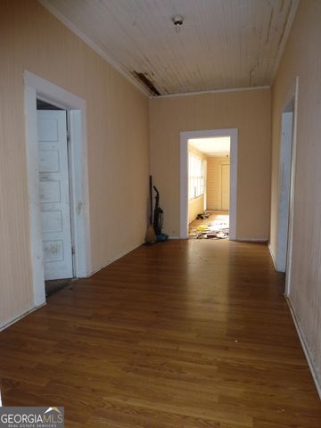 326 N River Street, Claxton, GA 30417