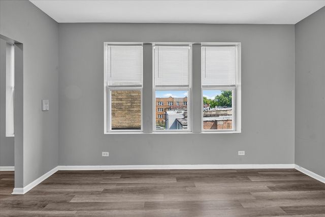1852 S Central Park Avenue 3E, Chicago, IL 60623