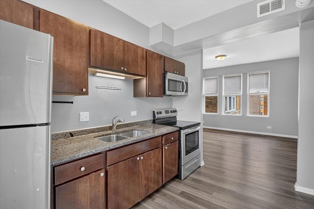 1852 S Central Park Avenue 3E, Chicago, IL 60623