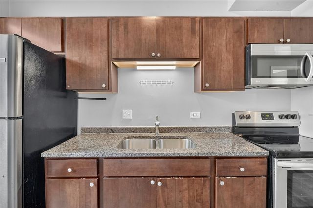1852 S Central Park Avenue 3E, Chicago, IL 60623