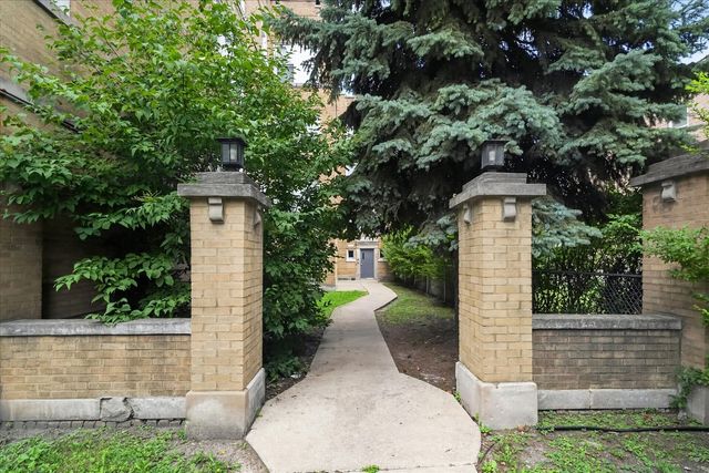 1852 S Central Park Avenue 3E, Chicago, IL 60623