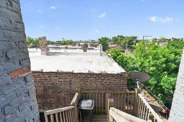 1852 S Central Park Avenue 3E, Chicago, IL 60623