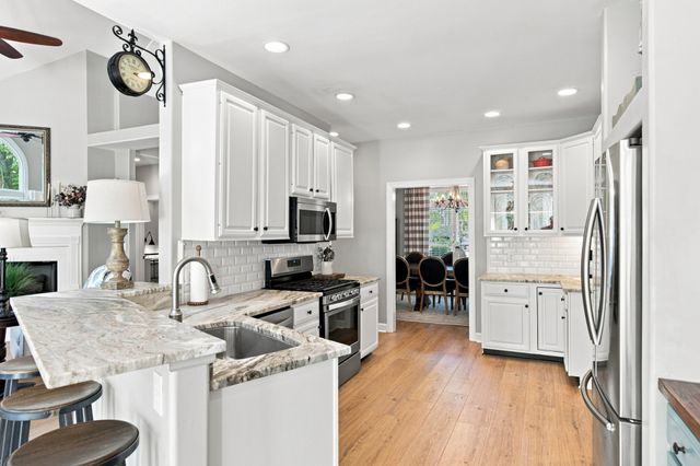 1716 Blairmont Dr, Lebanon, TN 37087
