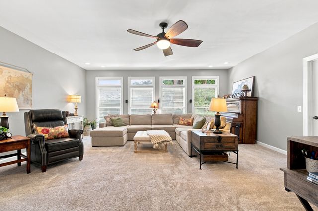 1716 Blairmont Dr, Lebanon, TN 37087