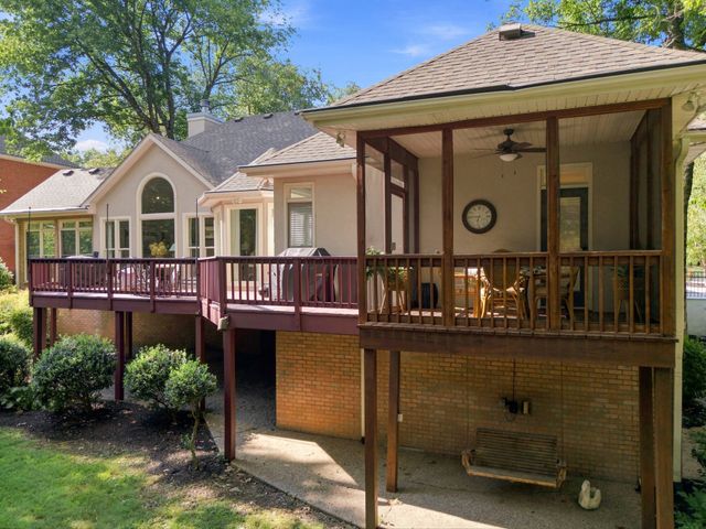 1716 Blairmont Dr, Lebanon, TN 37087