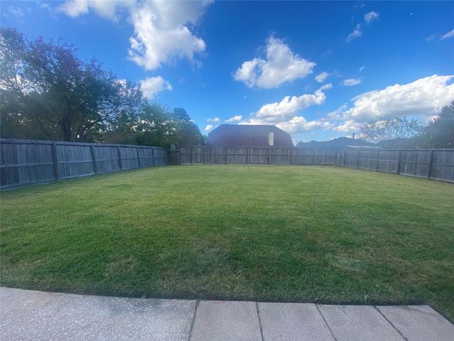 14007 Oleoke Lane, Houston, TX 77015