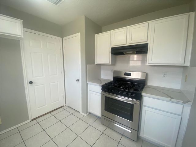 14007 Oleoke Lane, Houston, TX 77015