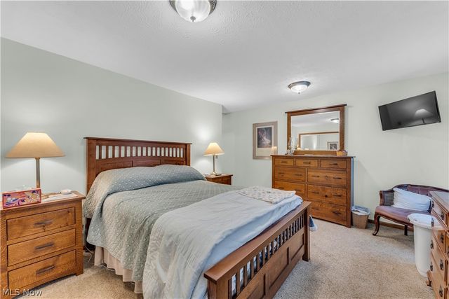 5295 Broadway, Lorain, OH 44052