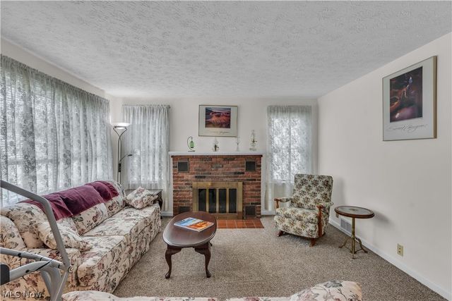 5295 Broadway, Lorain, OH 44052
