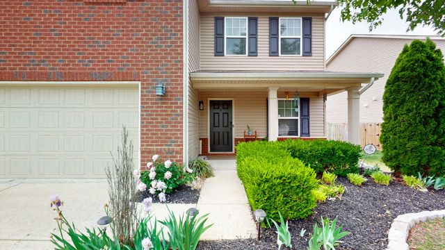 629 Pemberton Dr, Lebanon, TN 37087