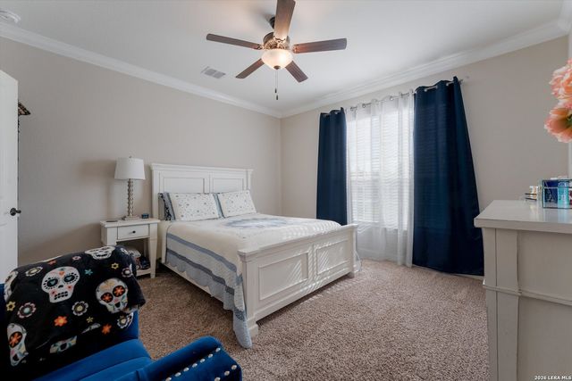 196 TEXAS BND, Castroville, TX 78009